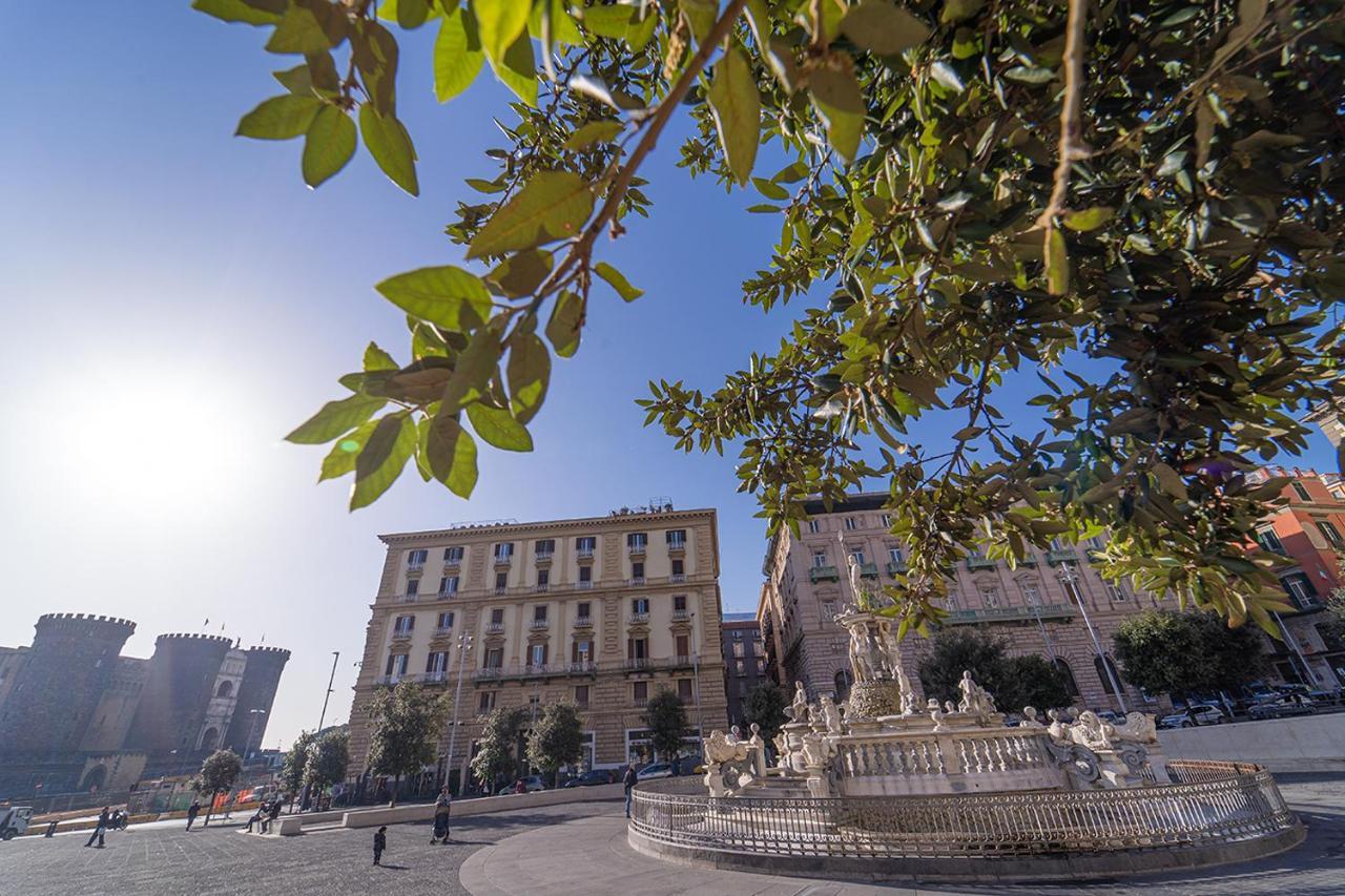 Le 4 Stagioni Napoli Centro Hotel Kültér fotó