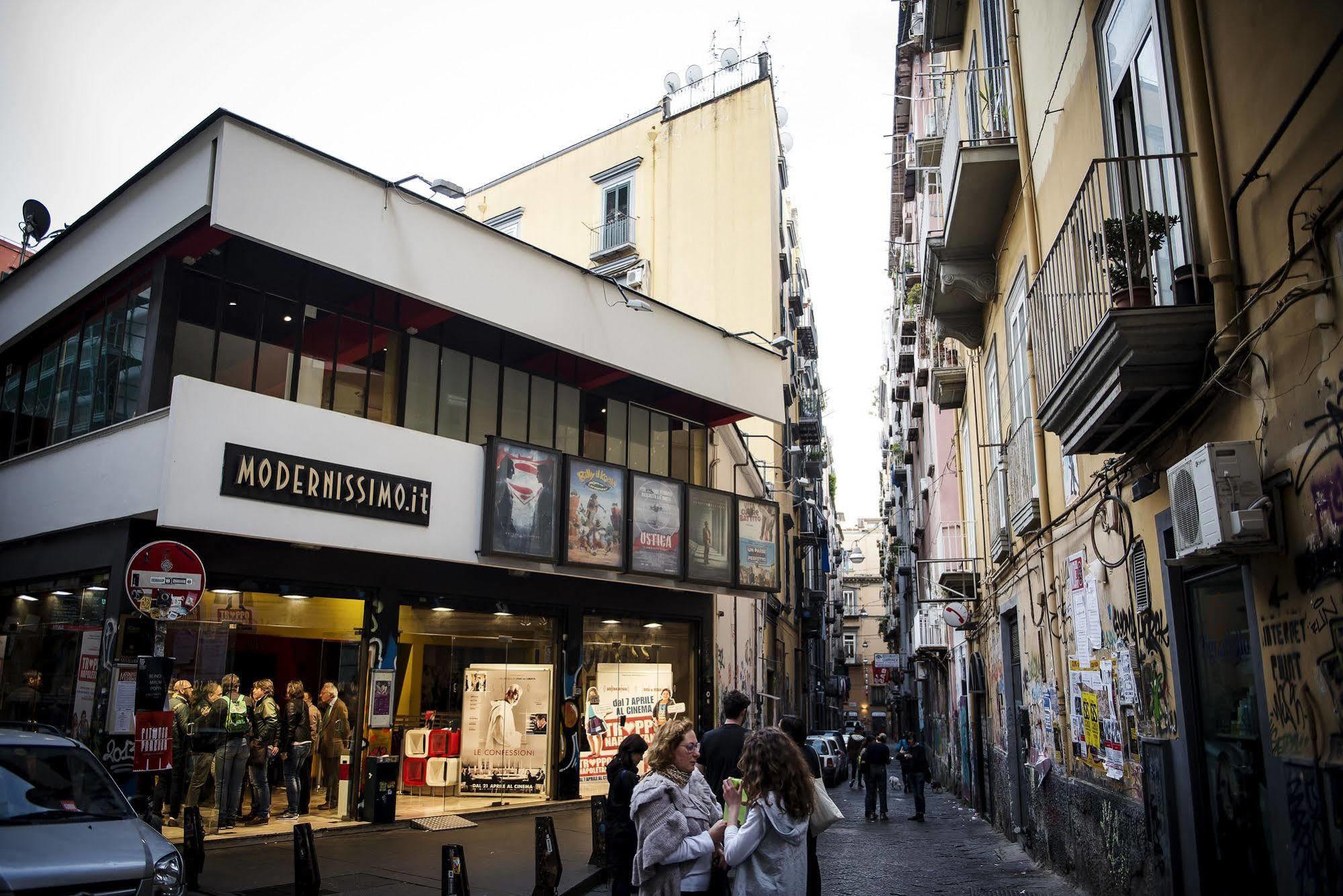 Le 4 Stagioni Napoli Centro Hotel Kültér fotó